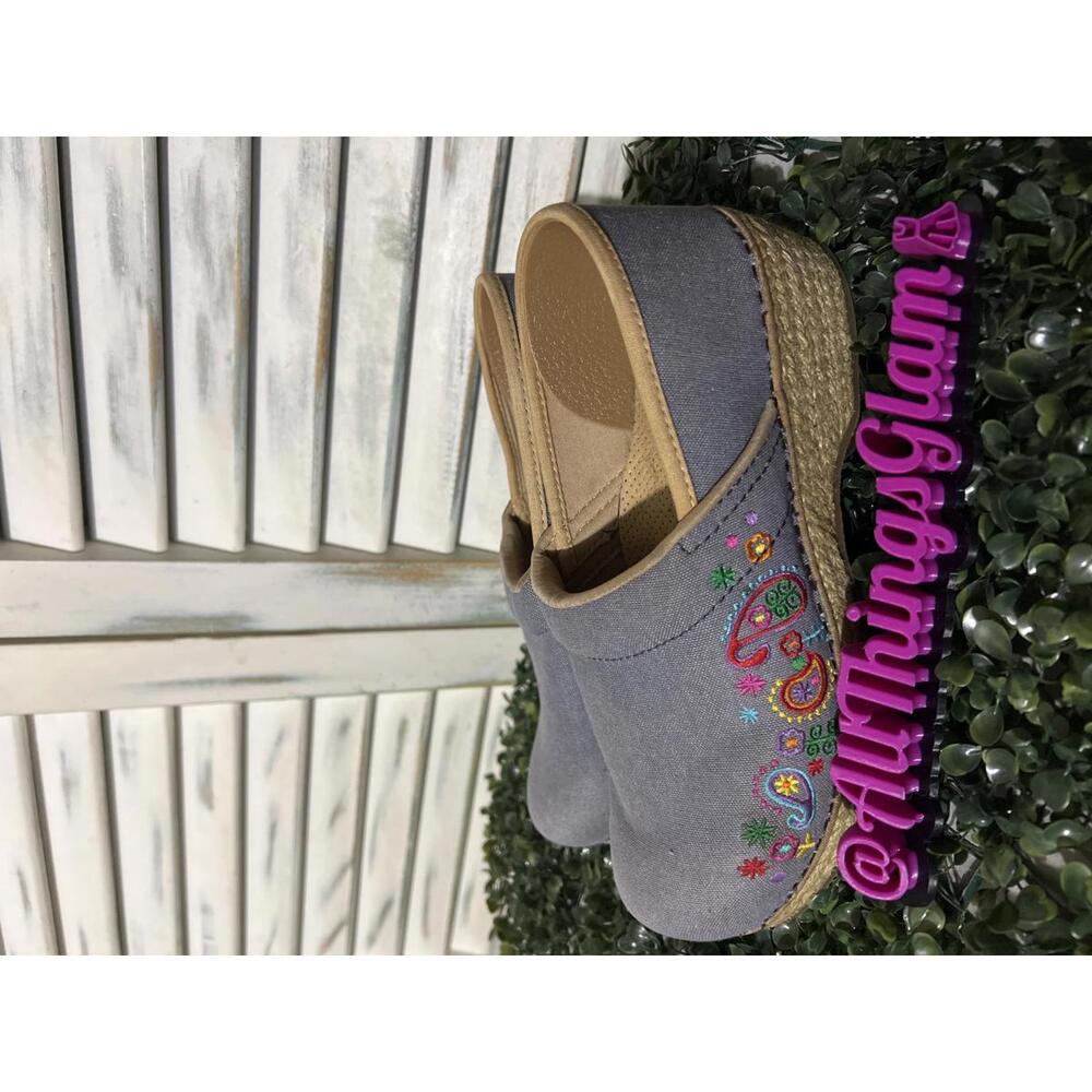 Dansko Vegan blue Slip-On Wedge Clogs Embroidered Floral 10 - Picture 6 of 8